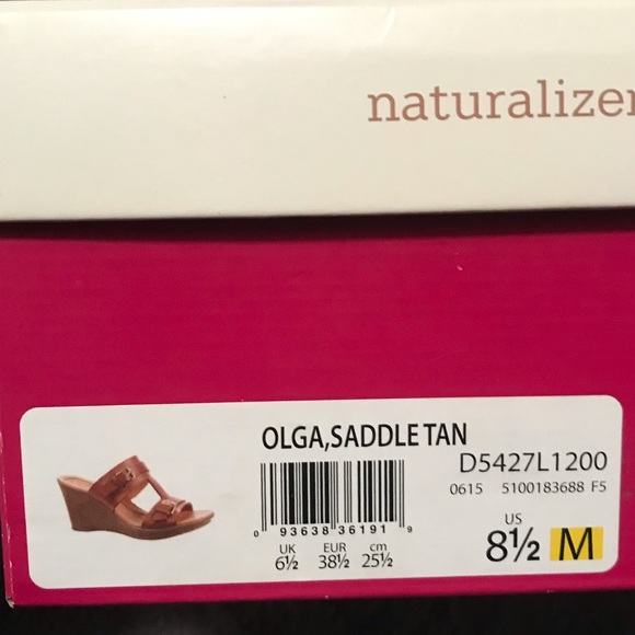 Like New Naturalizer Wedge - Picture 5 of 5